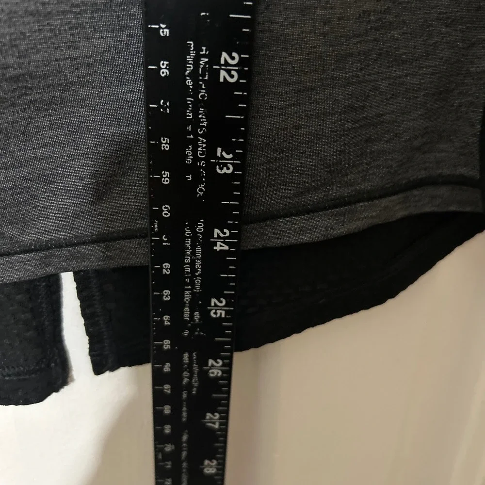 The North Face Womens M/M Black Gray Athletic Performance Short Sleeve Top Shirt - Picture 5 of 11